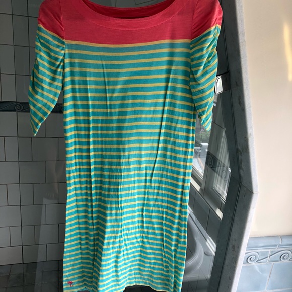 Women’s dress - Picture 1 of 4